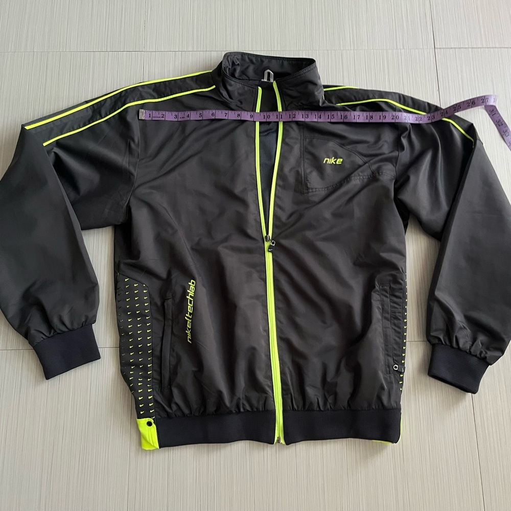 Jacket - Picture 11 of 14